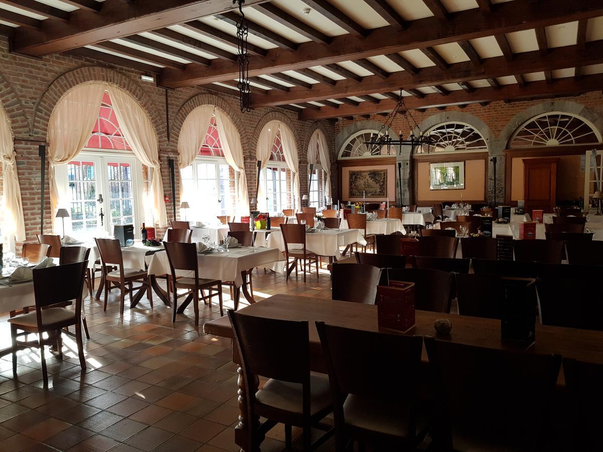 Logis - Chateau De La Motte - Hotel & Restaurant Liessies ภายนอก รูปภาพ